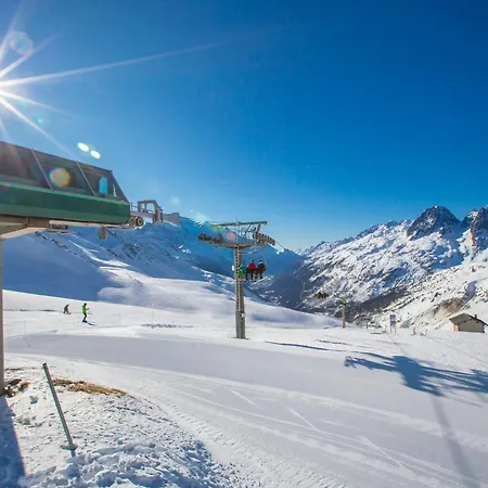 Le Refuge Des Lacs Mont-blanc View - Happy Apartamento